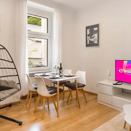Mola Apartments-stilvolle Altstadtwohnung- Seilersee-5 Personen-terrasse-grill-gratis Wlan Apartmán Iserlohn